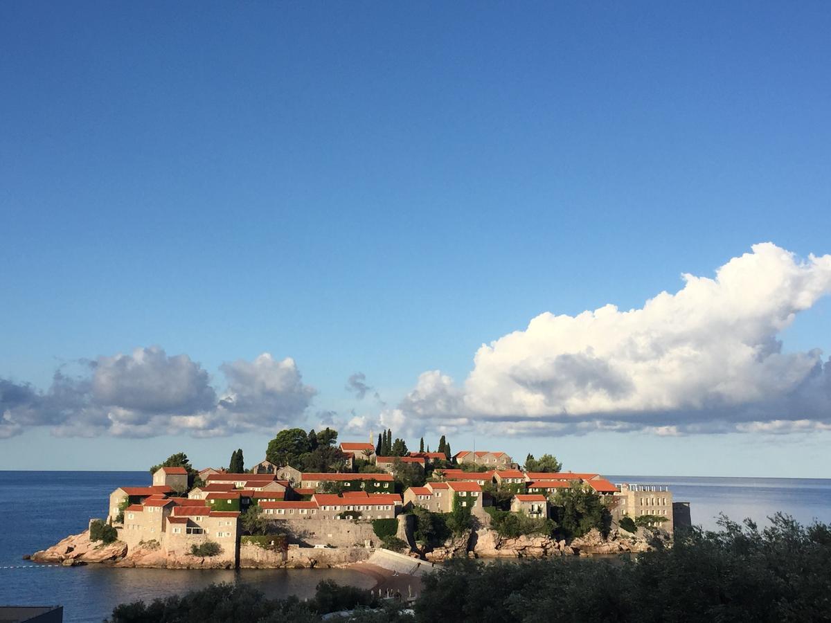 Apartments Vila Andja Sveti Stefan Esterno foto