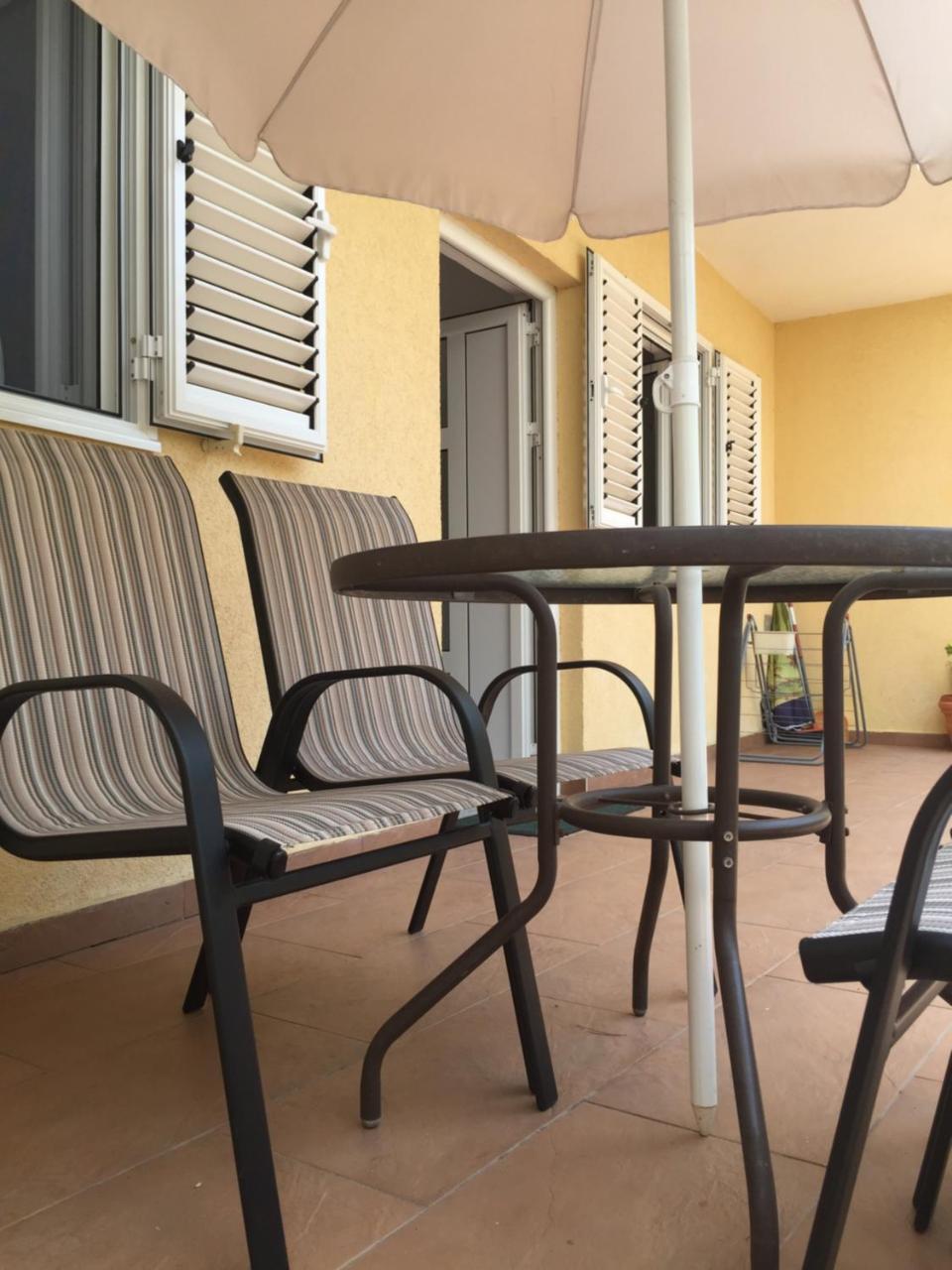 Apartments Vila Andja Sveti Stefan Esterno foto